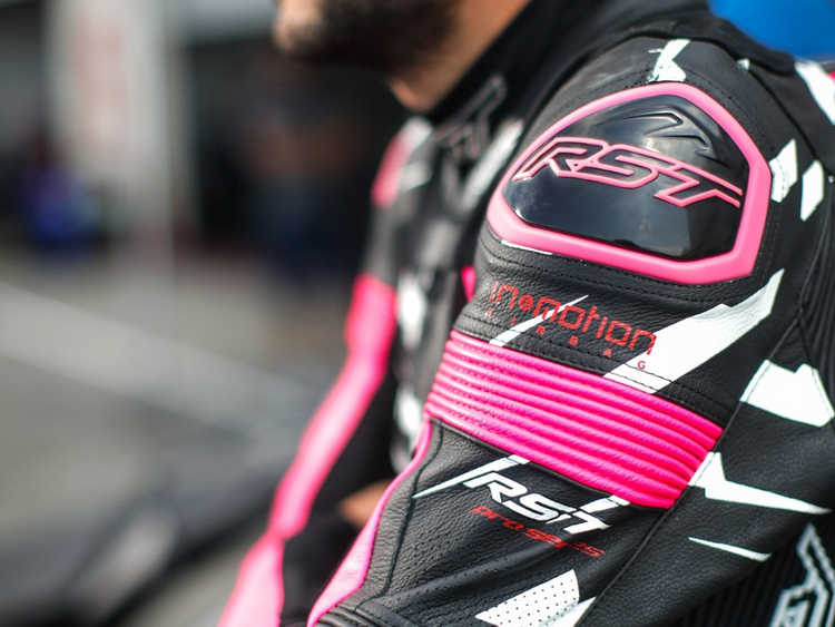 RST