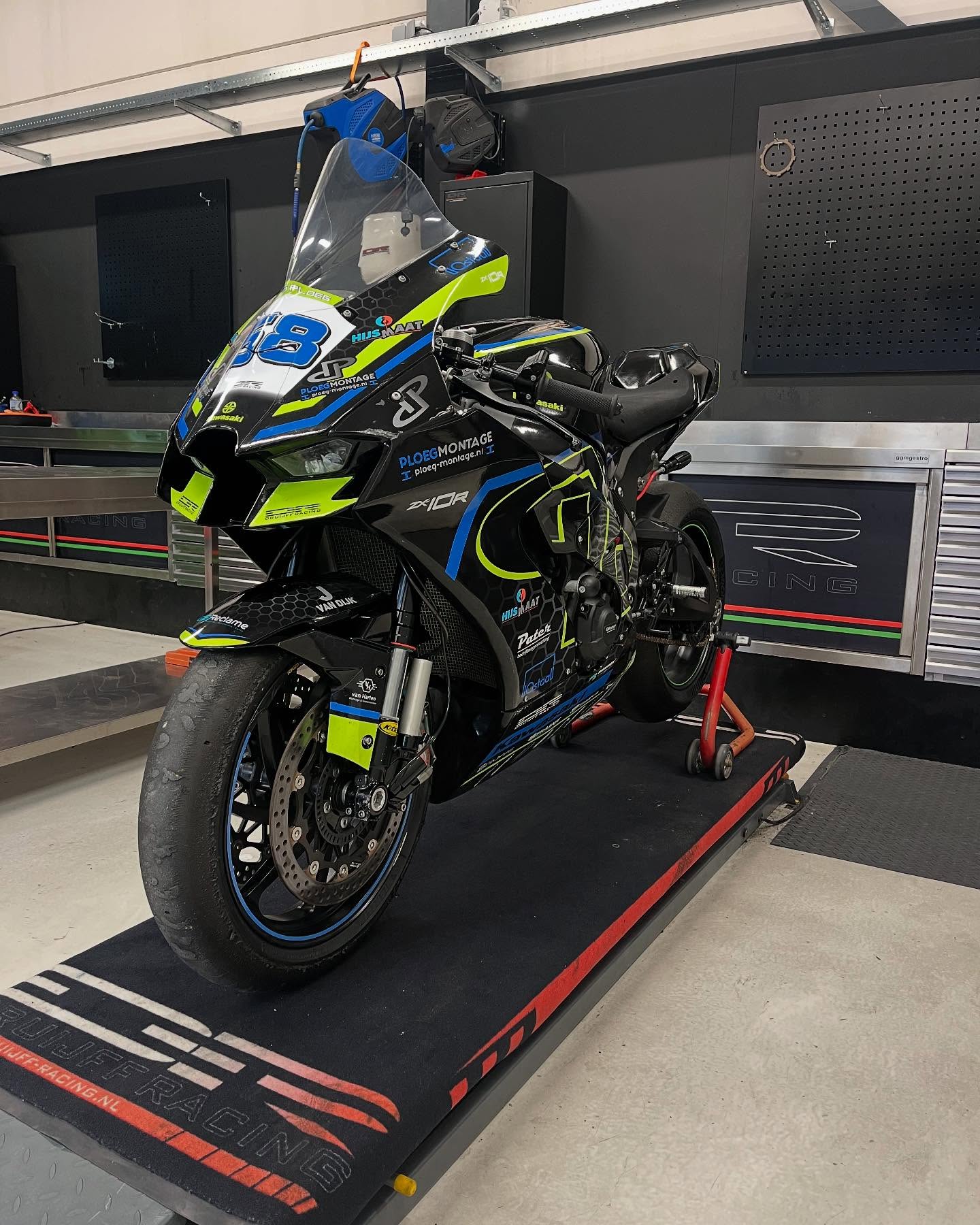 Kawasaki ZX-10R 2019 Superbike