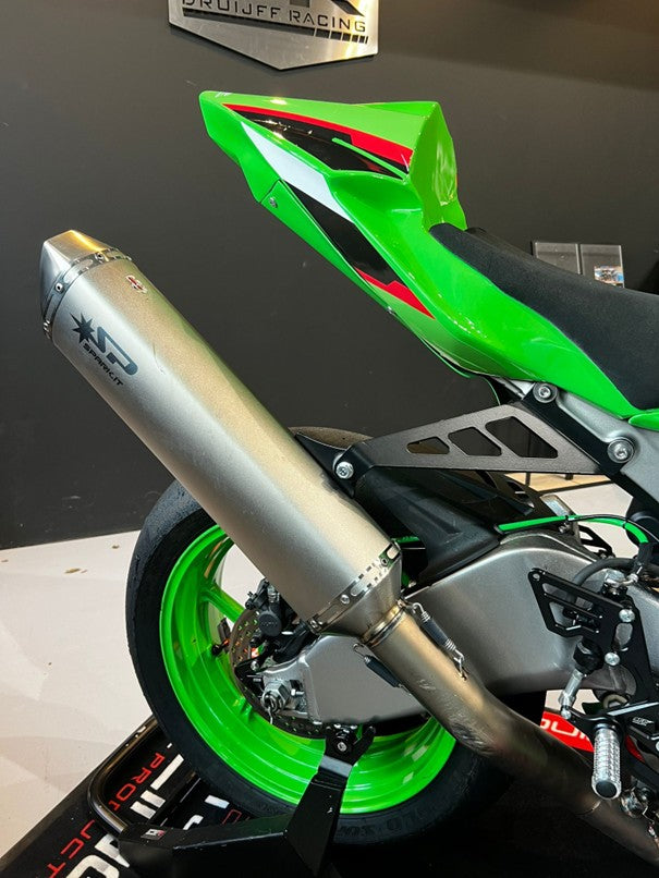 Kawasaki ZX-6R 2024 Race