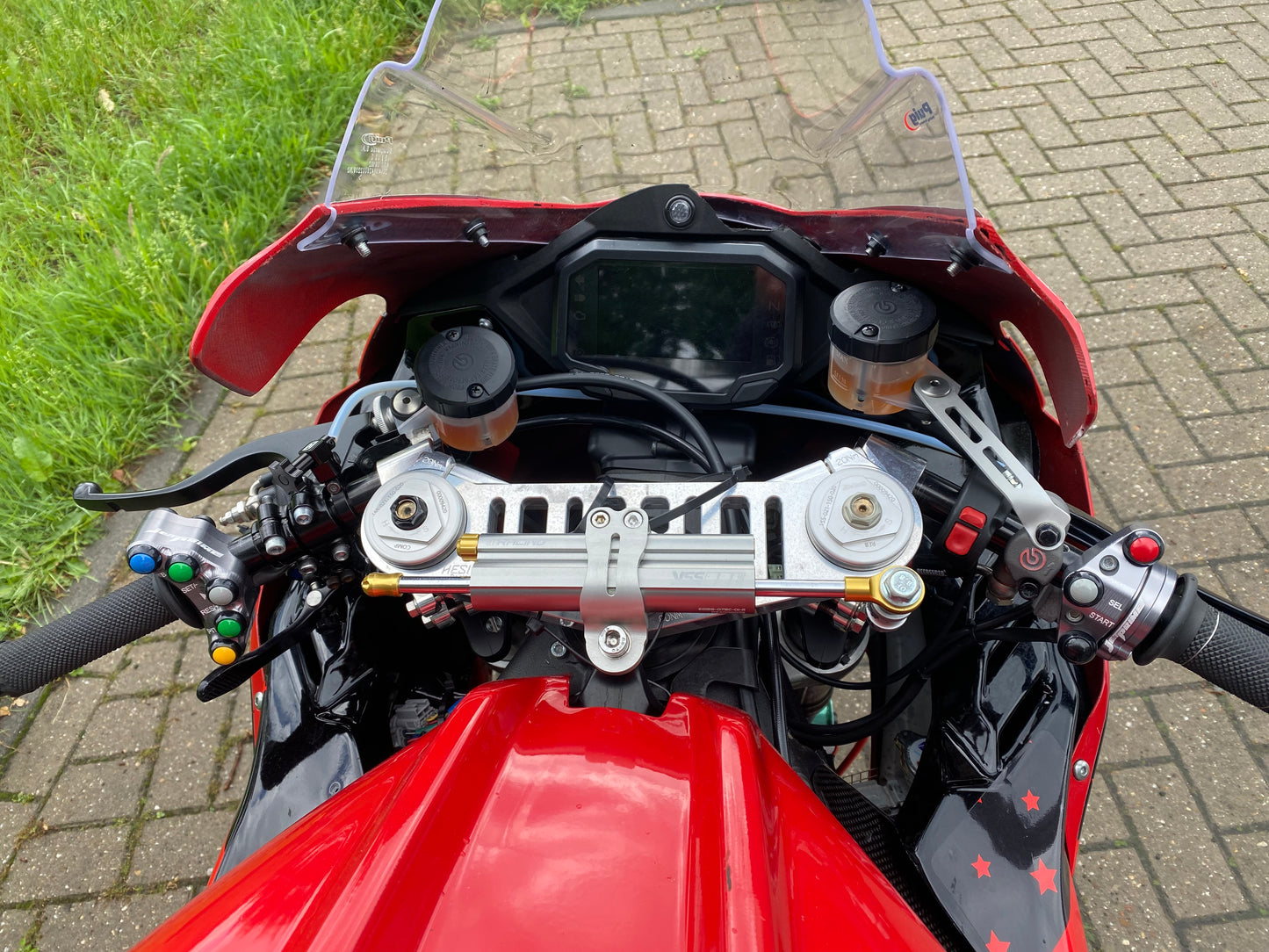 Kawasaki ZX-10R PRO 2024 met 3500km.