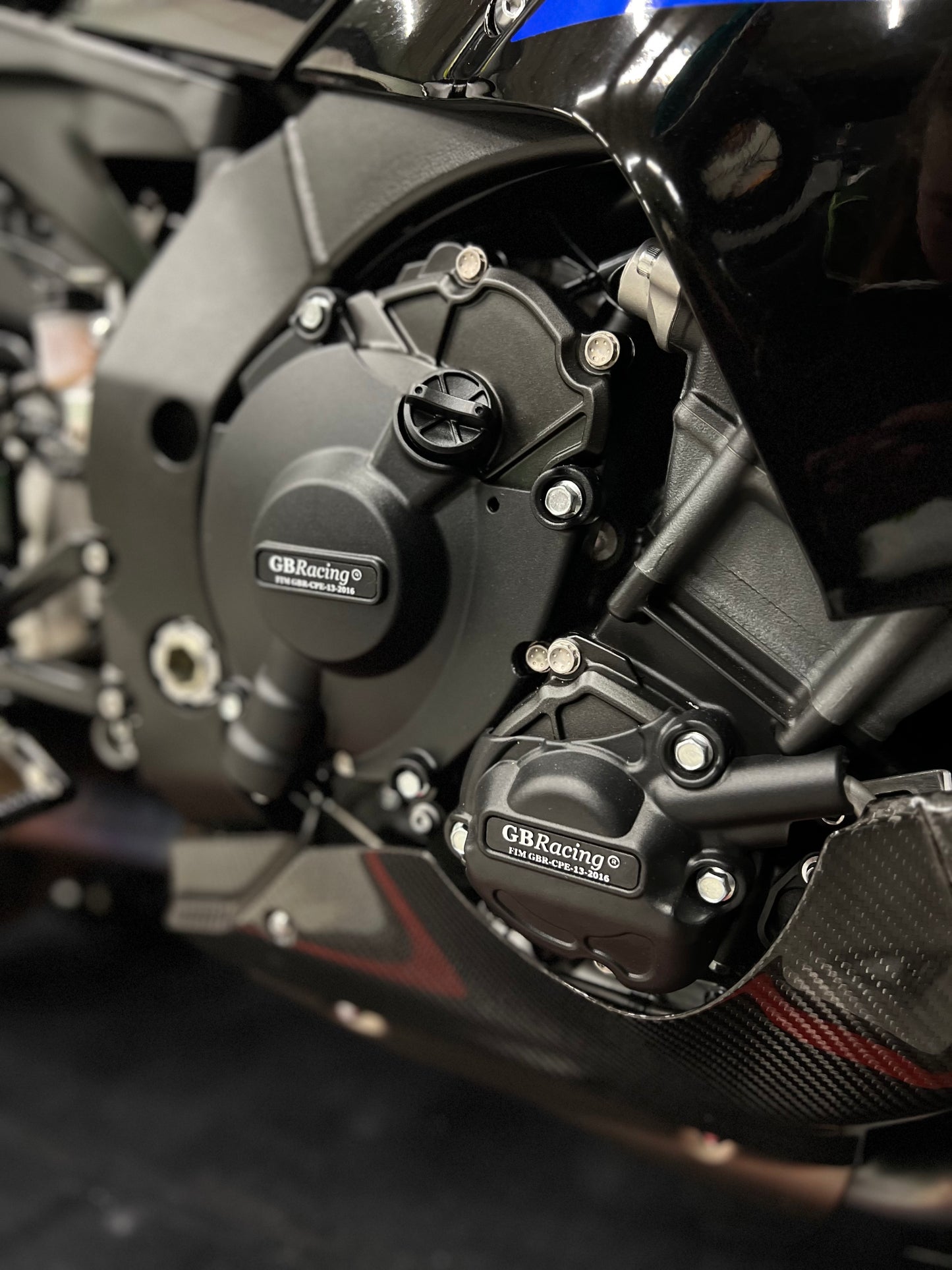 Yamaha R1M 2023 in nieuwstaat met veel opties en lage km stand