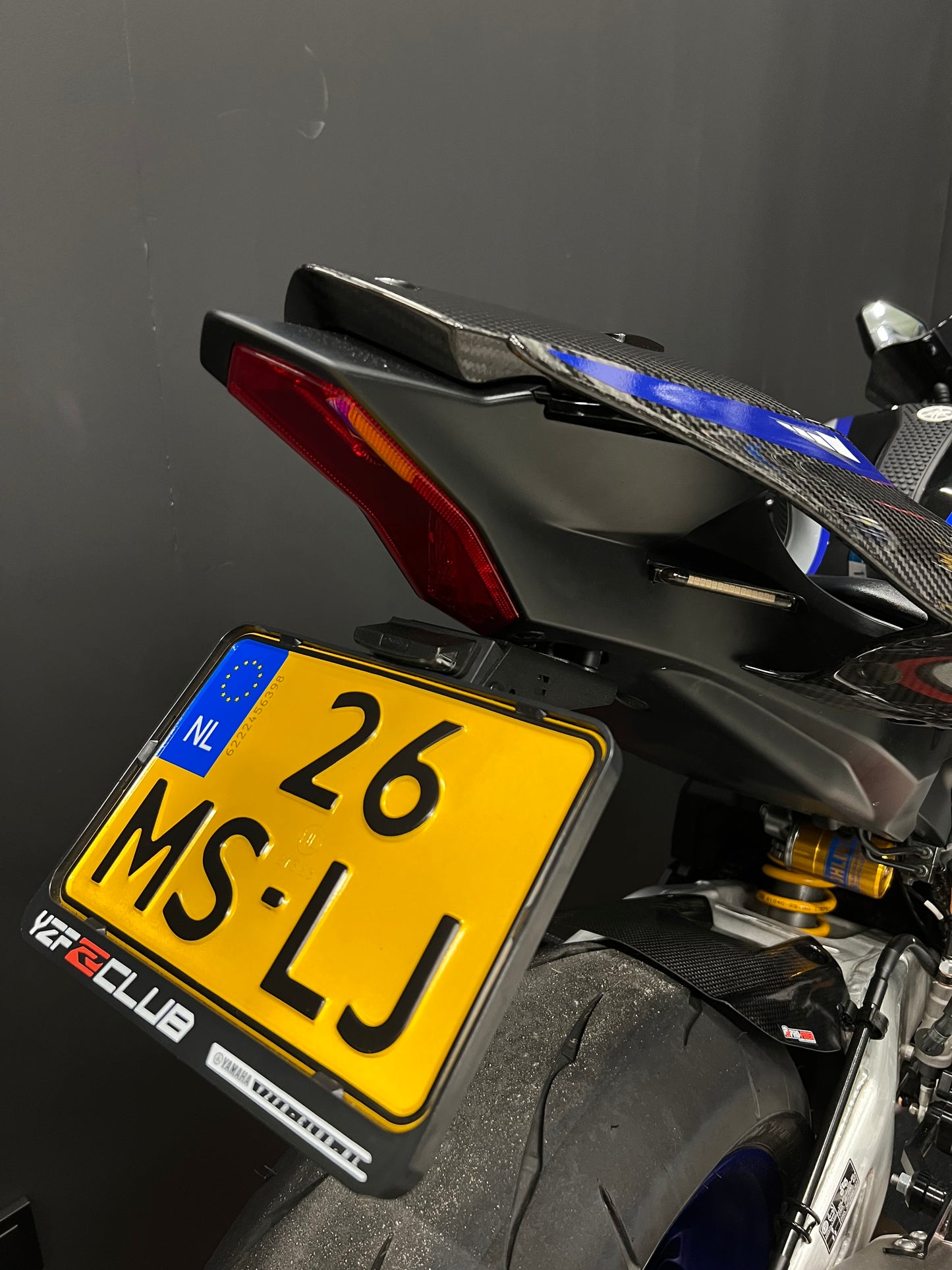 Yamaha R1M 2023 in nieuwstaat met veel opties en lage km stand
