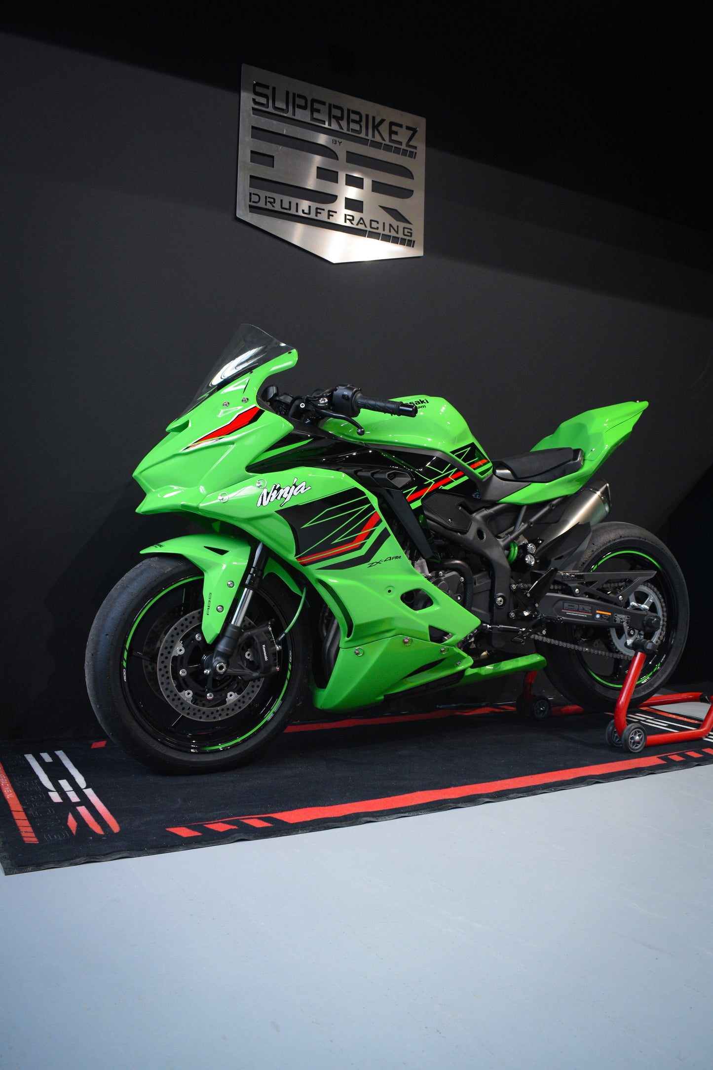 Kawasaki Ninja ZX-4RR