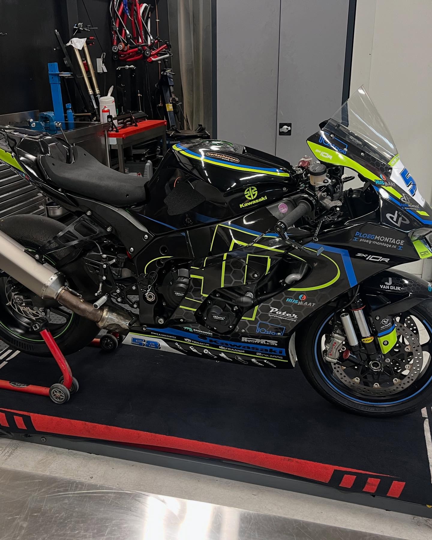 Kawasaki ZX-10R 2019 Superbike