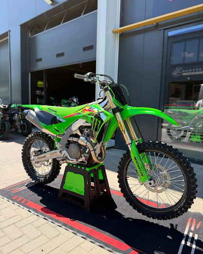 Kawasaki KX450 | 2025 demo