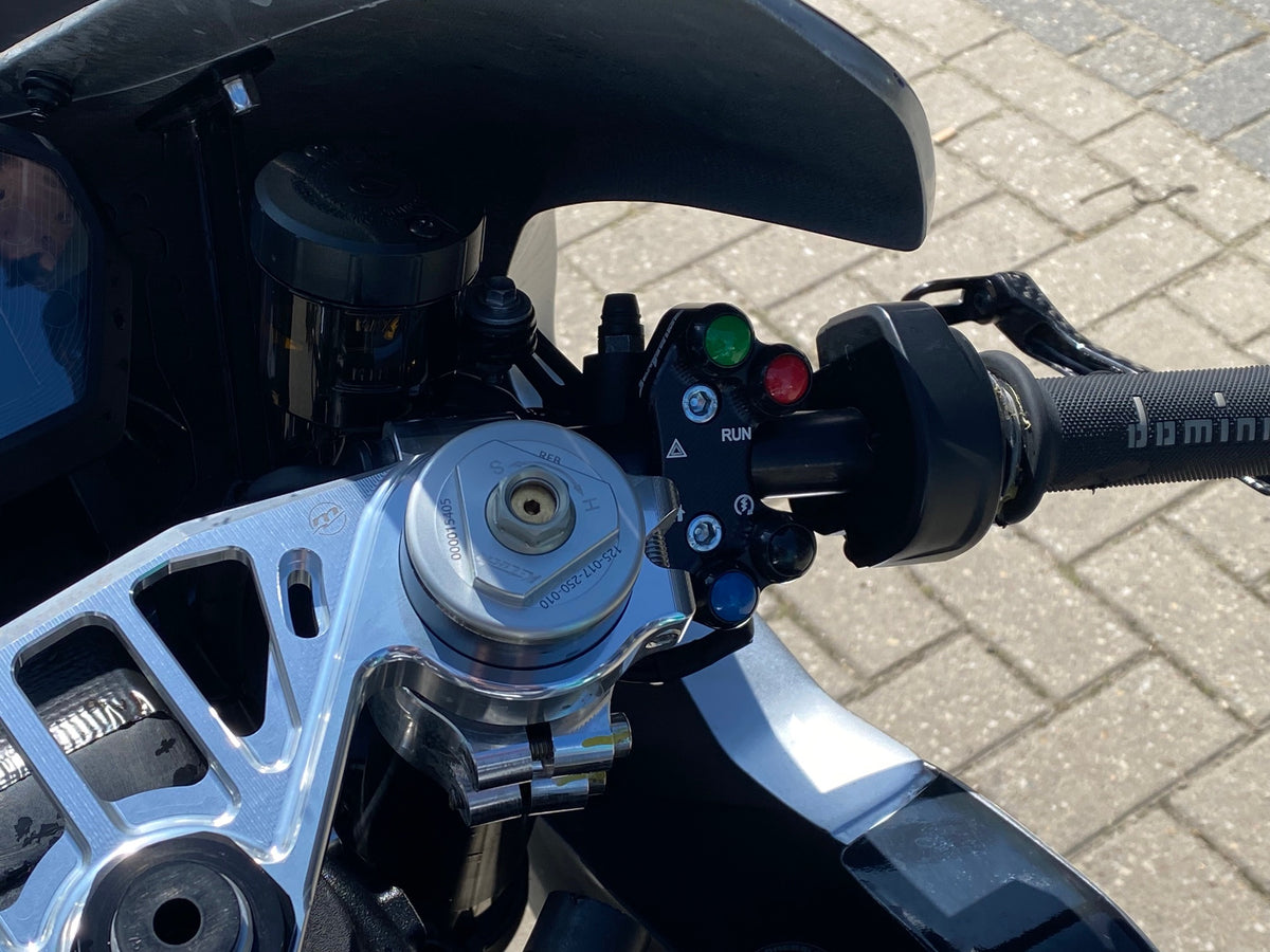 Triumph Street Triple 765 RS Moto2