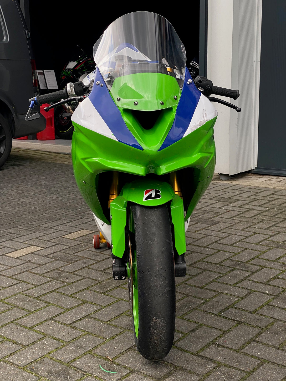 Kawasaki Ninja ZX-6R 2024