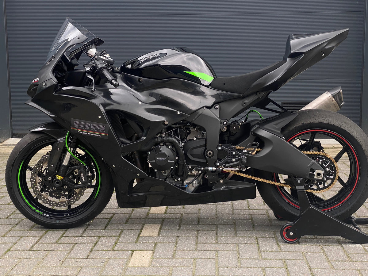 Kawasaki Ninja ZX6-R 636 2025 RACE DEMO